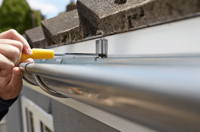 gutter repair rochester hills